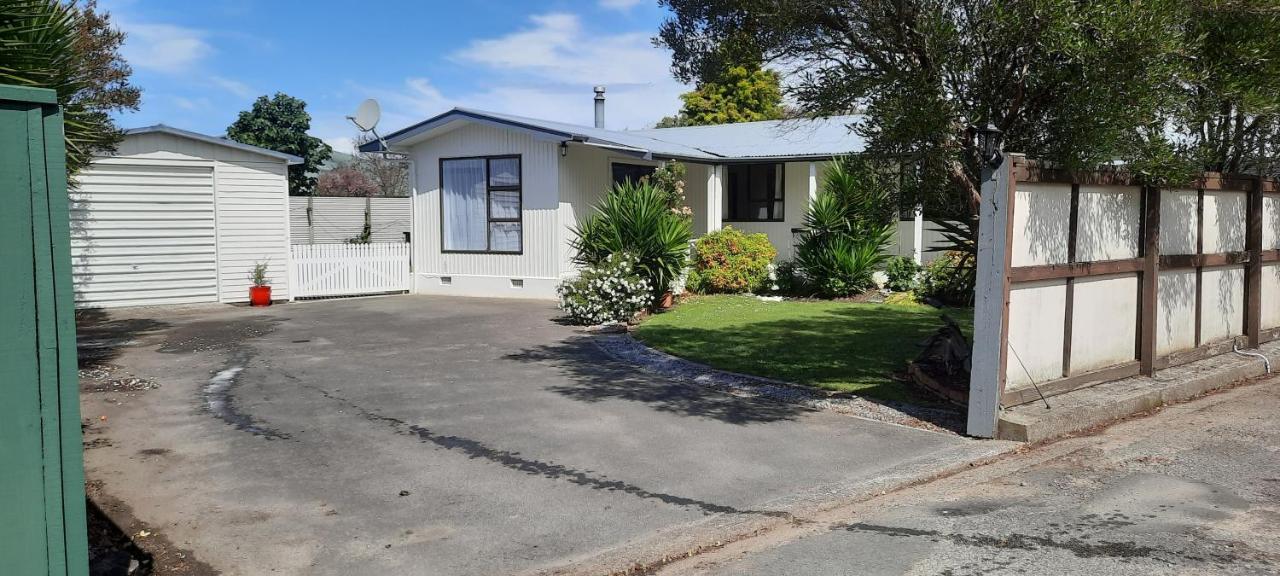 Villa Cosy On Courtney Motueka Exterior foto